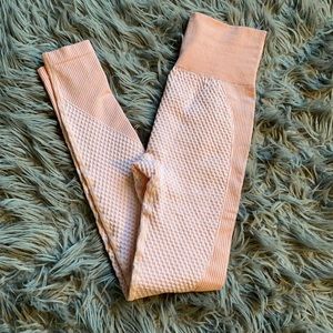 Astoria workout pants, size small